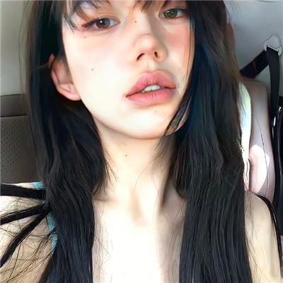 蜜桃女孩